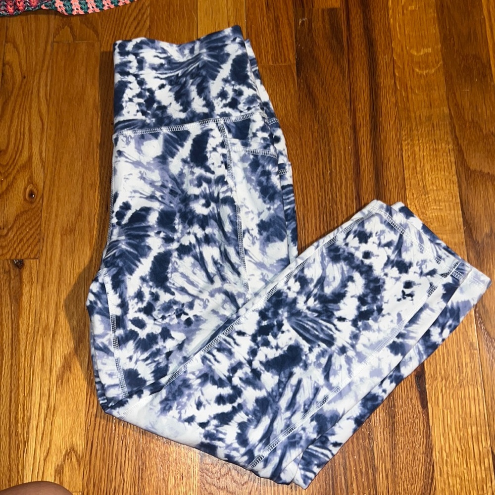Capri workout leggings